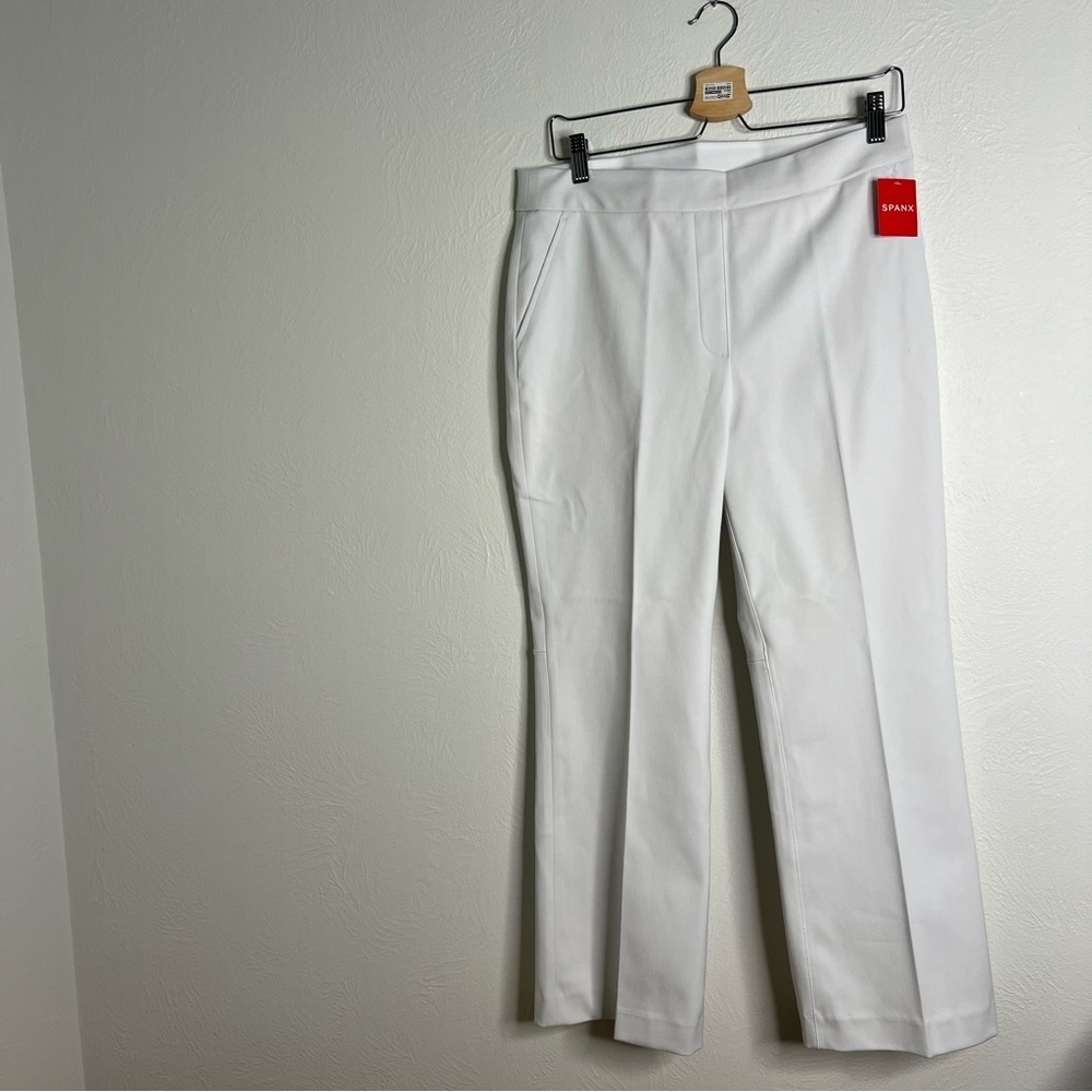 NWT Spanx White Kick Flare Pants Classic White Pull-On Pockets 4-Way Stretch